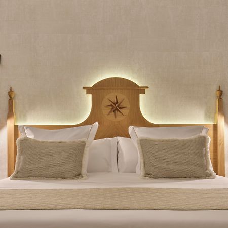 Hotel Antigua Palma - Casa Noble 외부 사진 A bed with a headboard