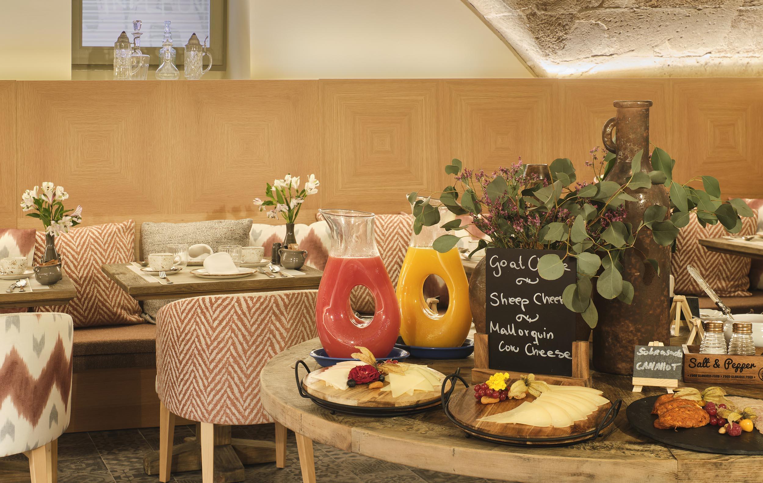 Hotel Antigua Palma - Casa Noble 외부 사진 The dining room at the new hospital